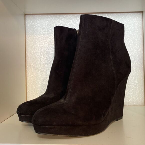 Guess Kelson Womens Ankle Booties Suede Black Wedge Side Zip Casual - Picture 8 of 13